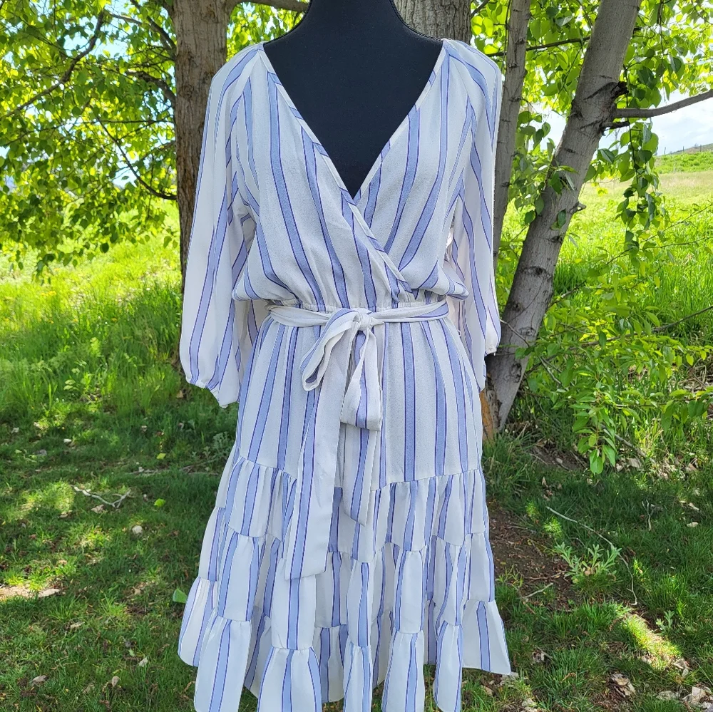GABBY SKYE Striped Blue and White Dress - Picture 1 of 14